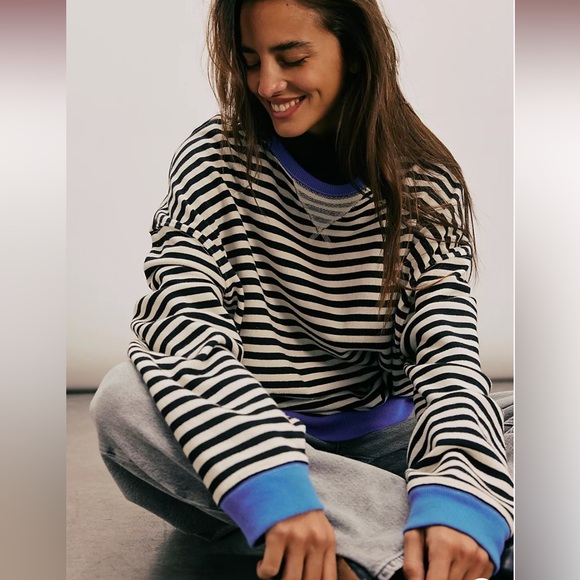 NWOT  We The Free Classic Striped Oversized Crewneck Sweatshirt/ Black Combo - Picture 1 of 12